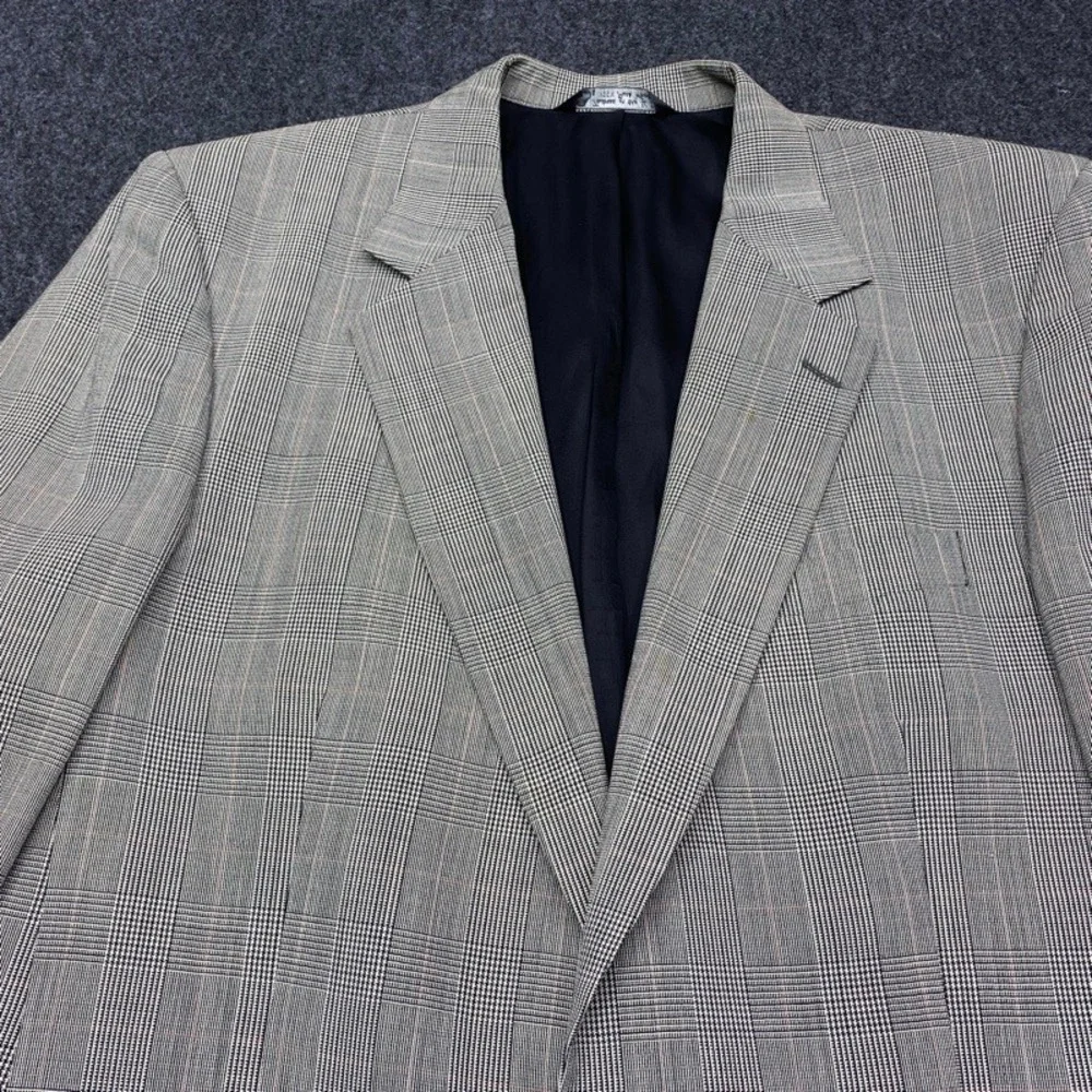 Christian Dior Mens 46R Olive Green Herringbone Blazer Sport Coat Jacket